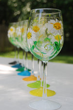 Load image into Gallery viewer, Daisy Flower Hand-painted Wine Glasses

