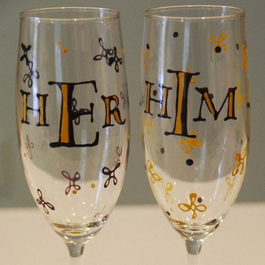 Set of 2 Hand Painted Wedding Champagne Flutes Peacock Heart 